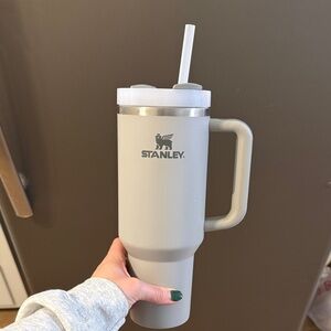Stanley Matte Gray Travel Mug with Handle